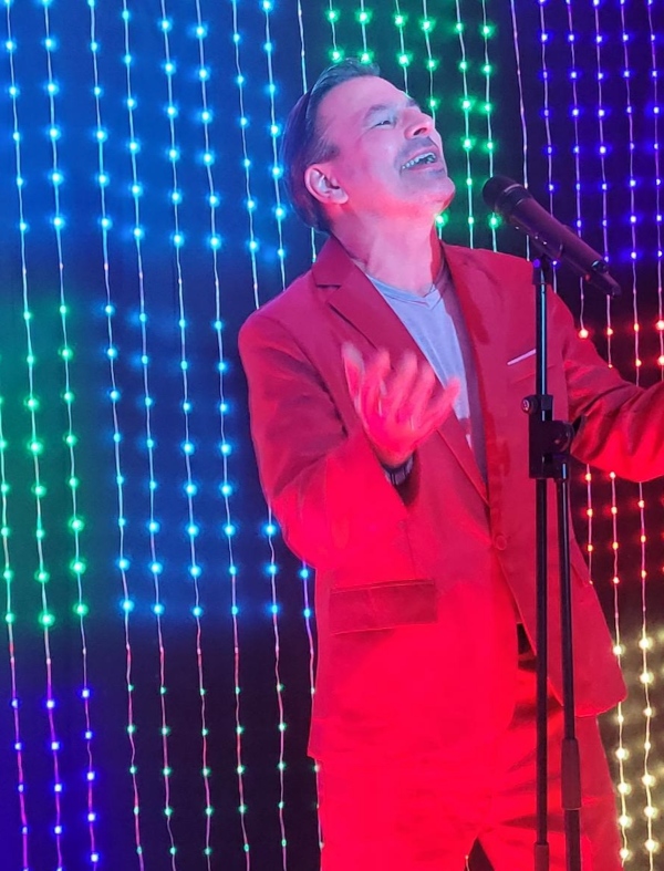 Bild: Schlager-Cover-Sänger für Ihre Firmenfeier in Berlin Schöneberg buchen